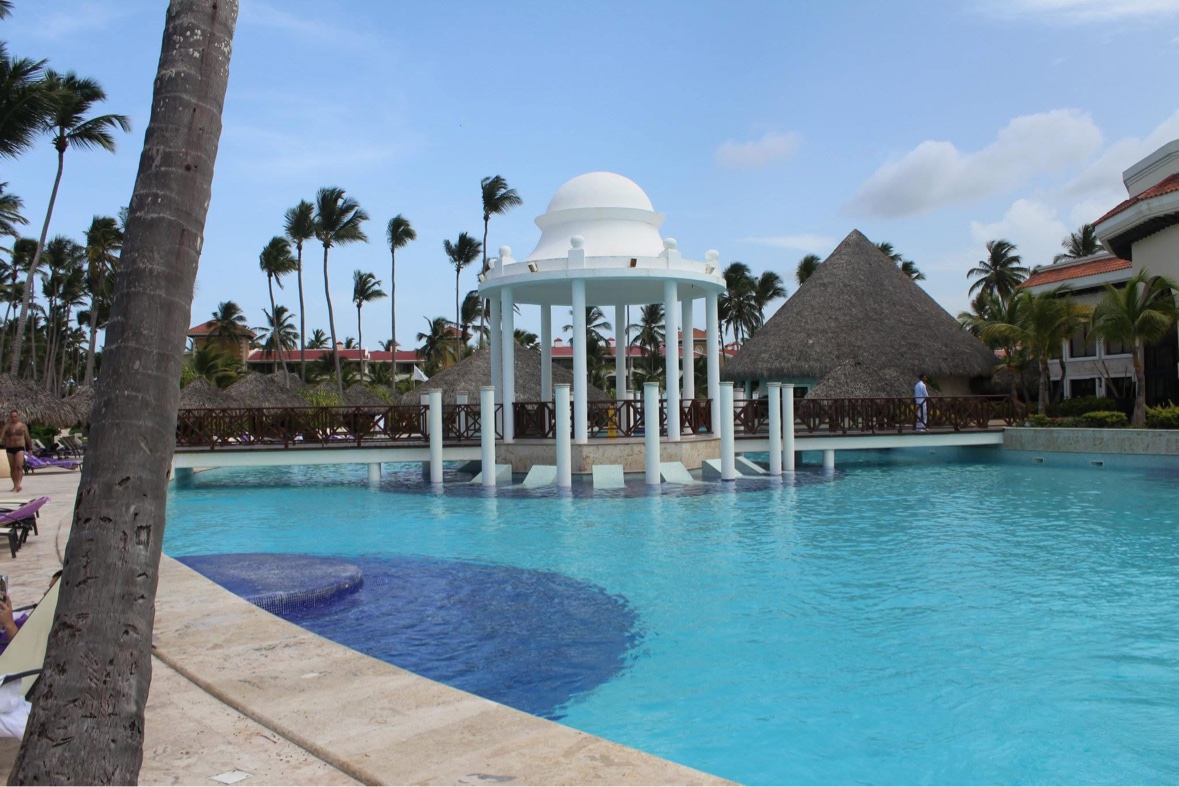 The pool and gazebo at Paradisus Palma Real in Punta Cana, photographed by Anne Conrad